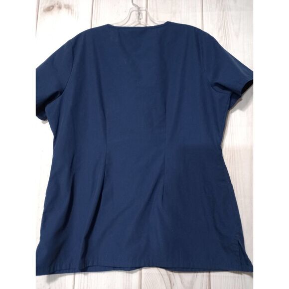 Cherokee Scrub Top Ladies Medium‎ Navy Embroidery - Picture 2 of 6